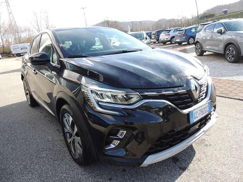 Usata Renault Captur Intens 101 CV (74 kW) 2020 Nero SUV