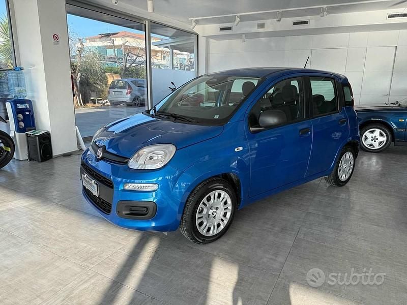 Usata Fiat Panda Icon 69 CV (50 kW) 2025 Azzurro Berlina