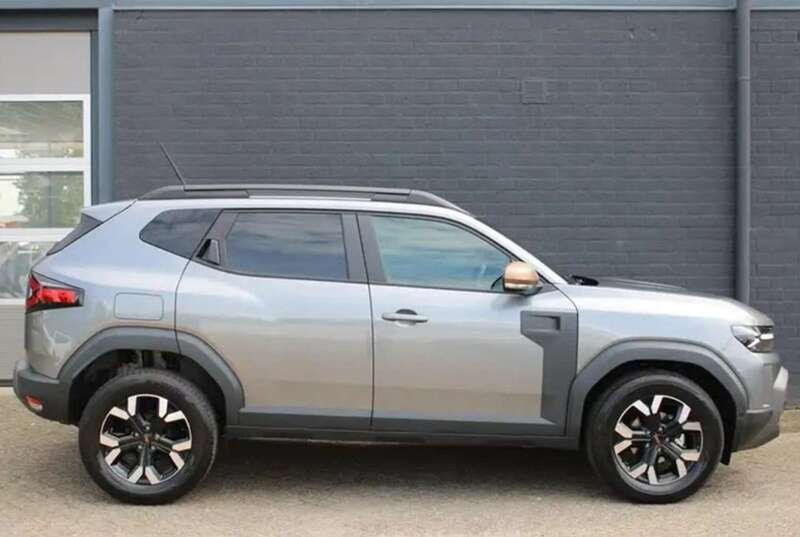 Usata Dacia Duster Extreme 131 CV (96 kW) 2024 Grigio SUV