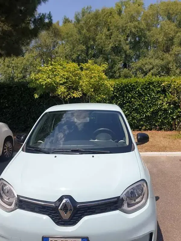 Usata Renault Twingo Equilibre 30 kW (42 CV) 2024 Utilitaria