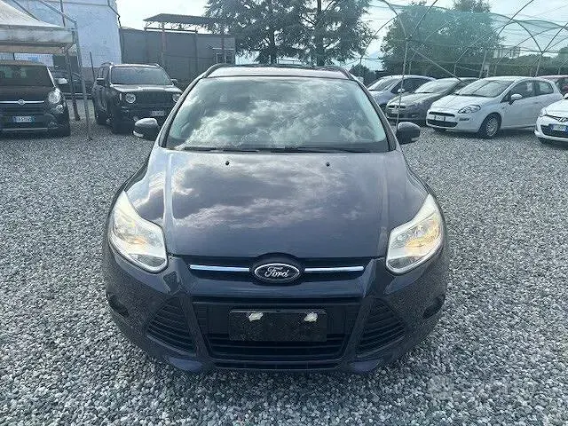 Usata Ford Focus Titanium 116 CV (85 kW) 2012 Blu Station wagon