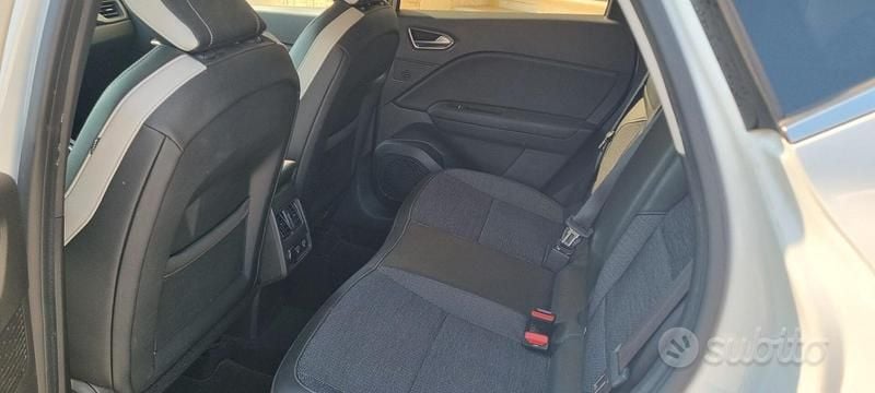 Usata Renault Captur Initiale Paris 131 CV (96 kW) 2020 Bianco SUV