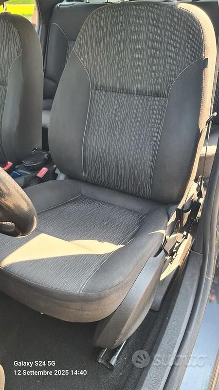 Usata Opel Astra 110 CV (80 kW) 2014 Nero Station wagon