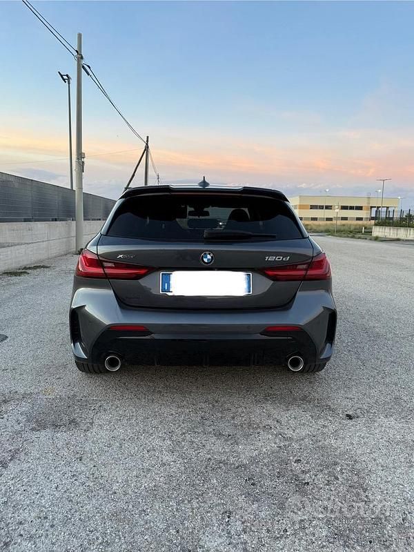 Usata BMW 120 M Sport 190 CV (139 kW) 2020 Grigio Utilitaria
