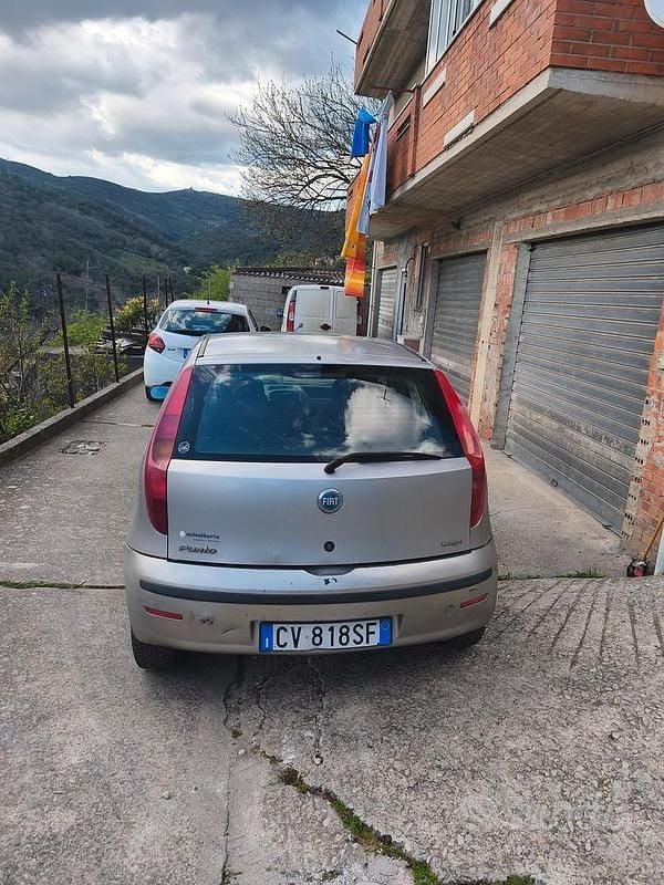 Usata Fiat Punto 2005 Utilitaria