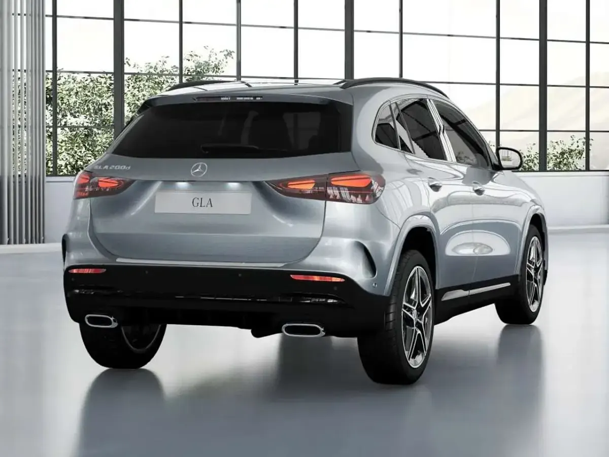 Nuova Mercedes GLA200 Advanced Plus 150 CV (110 kW) 2025 Argento hightech SUV