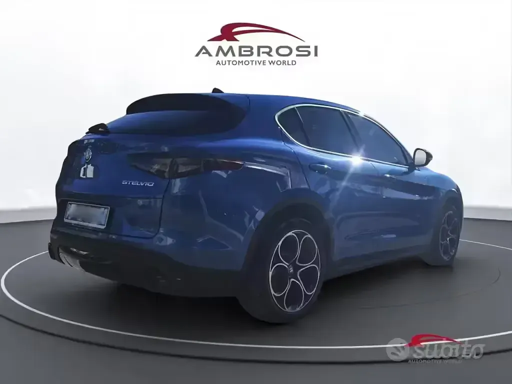 Usata Alfa Romeo Stelvio Sprint 210 CV (154 kW) 2024 Blu SUV