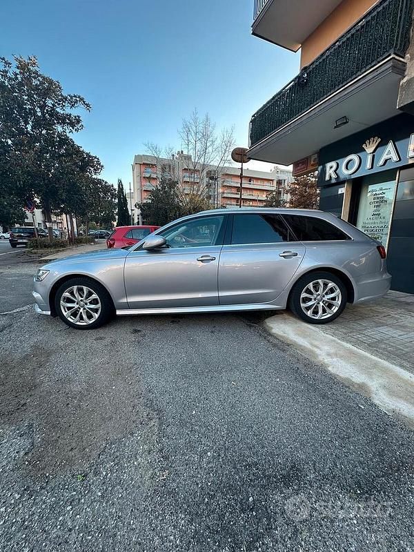 Usata Audi A6 Business Plus 190 CV (139 kW) 2017 Grigio Station wagon