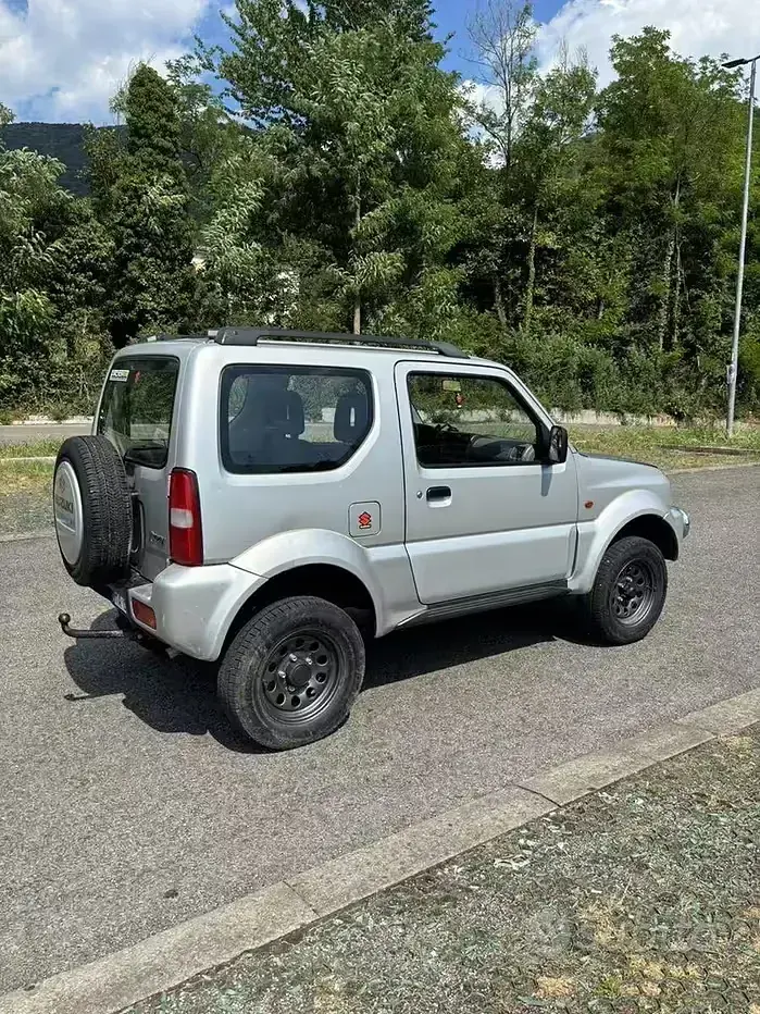 Usata Suzuki Jimny 82 CV (60 kW) 2000 SUV