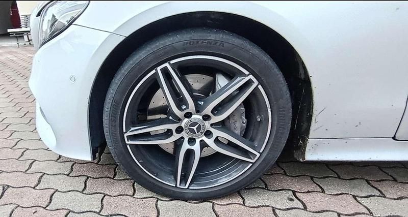 Usata Mercedes E350 Premium Plus 258 CV (189 kW) 2018 Coupé
