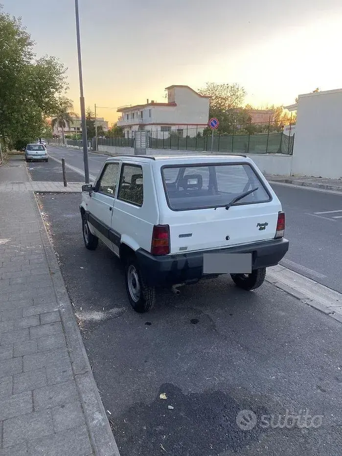 Usata Fiat Panda 4x4 54 CV (39 kW) 1998 Bianco Utilitaria