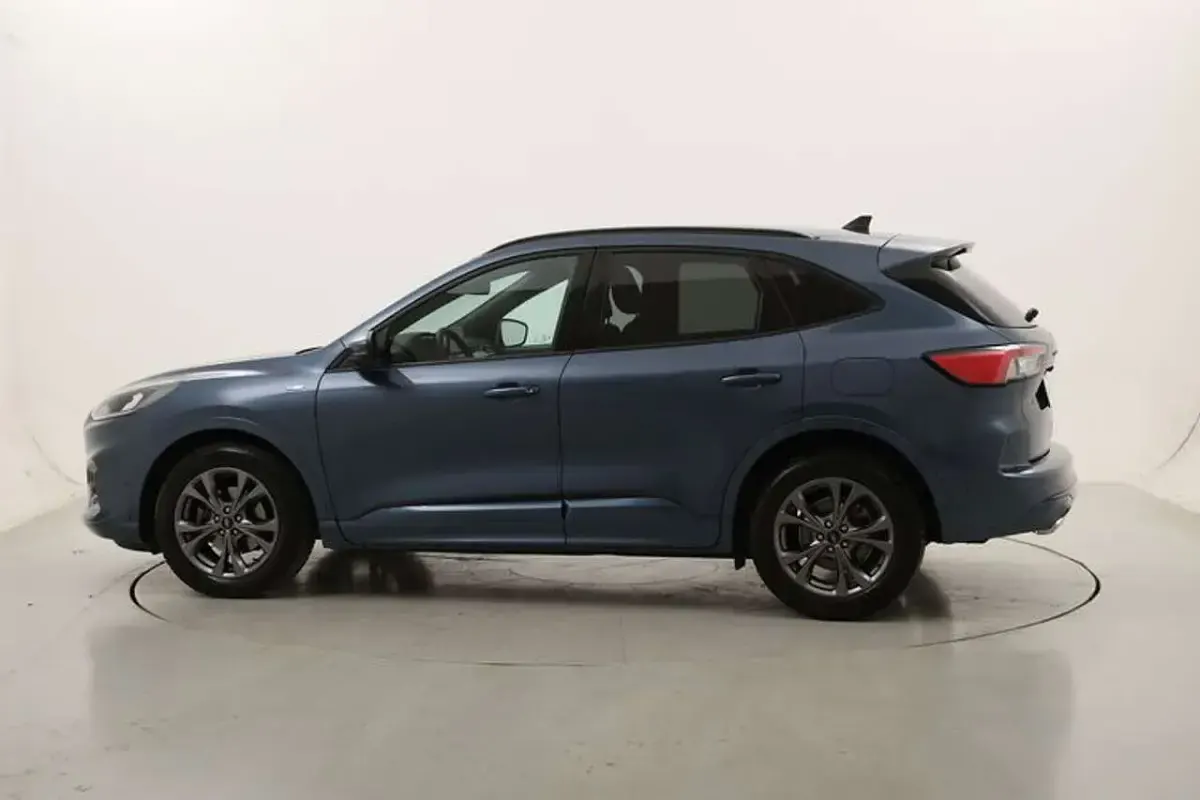 Usata Ford Kuga ST-Line 190 CV (139 kW) 2022 Blu SUV
