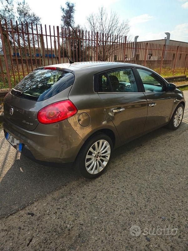Usata Fiat Bravo 150 CV (110 kW) 2007 Marrone Utilitaria