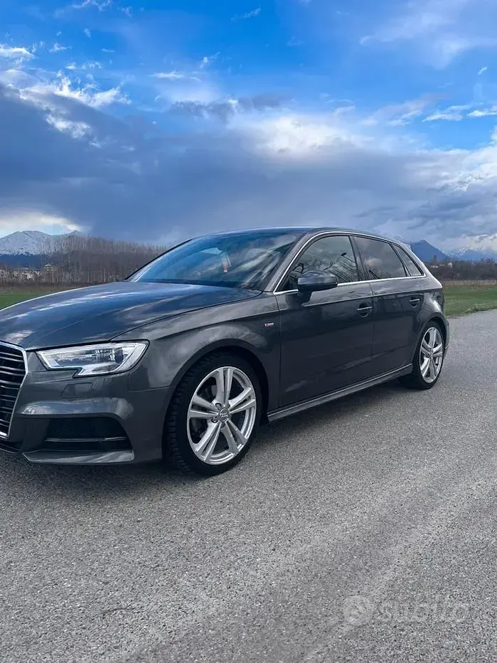 Usata Audi A3 S-Line 150 CV (110 kW) 2017 Grigio Berlina