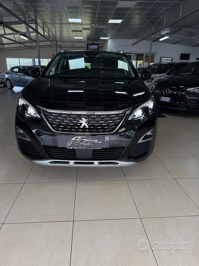 Usata Peugeot 3008 Allure 131 CV (96 kW) 2019 Nero SUV