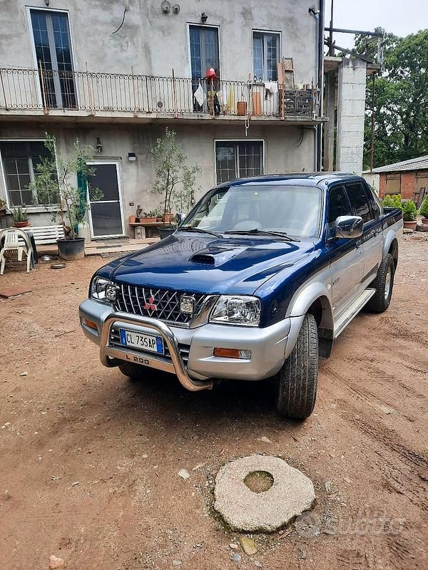 Usata Mitsubishi L200 2003 Blu Pick-up