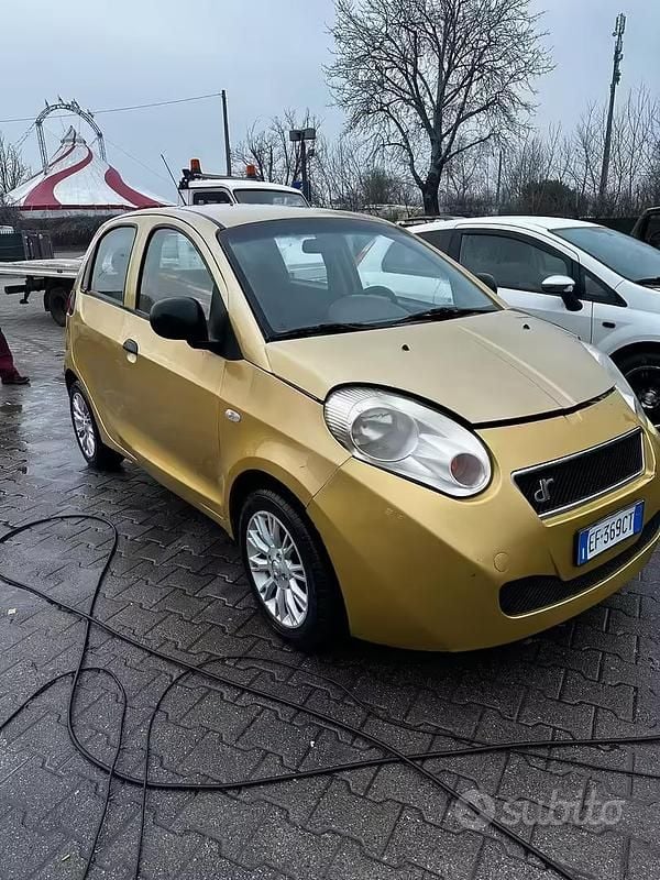 Usata DR DR1 2011 Giallo Utilitaria