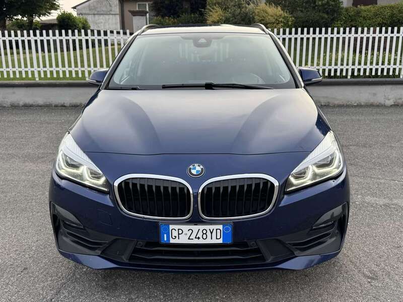 Usata BMW 216 Active Tourer Advantage 116 CV (85 kW) 2019 Blu/azzurro Monovolume