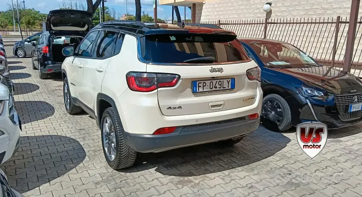 Usata Jeep Compass Limited 140 CV (102 kW) 2018 Bianco SUV