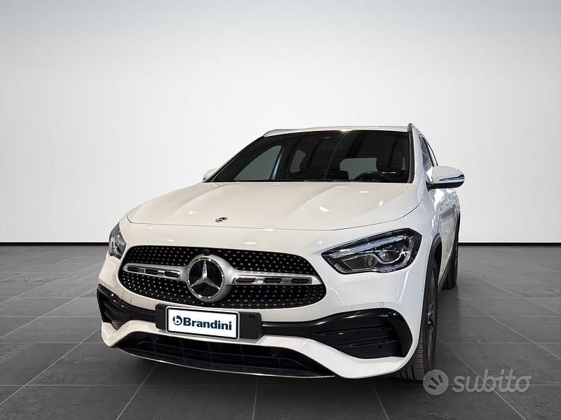 Usata Mercedes GLA200 Premium 150 CV (110 kW) 2023 Bianco SUV