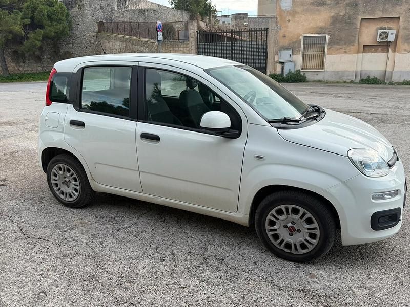 Usata Fiat Panda Emotion 69 CV (50 kW) 2020 Bianco Berlina