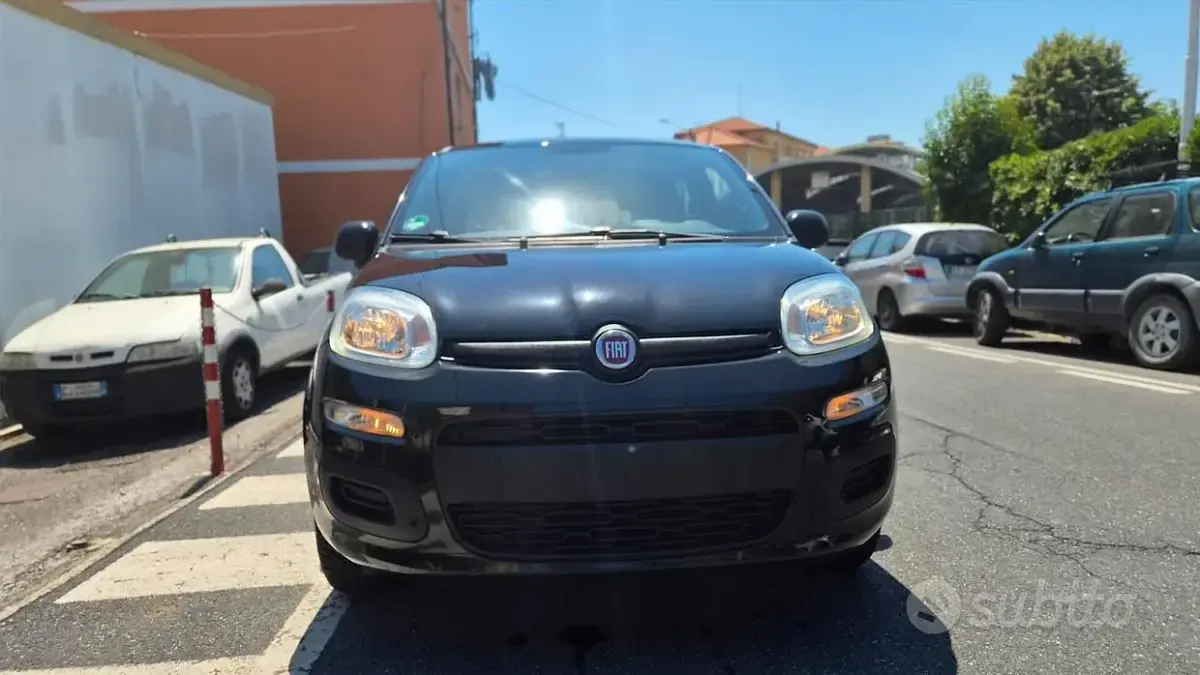 Usata Fiat Panda Easy 69 CV (50 kW) 2019 Nero Utilitaria