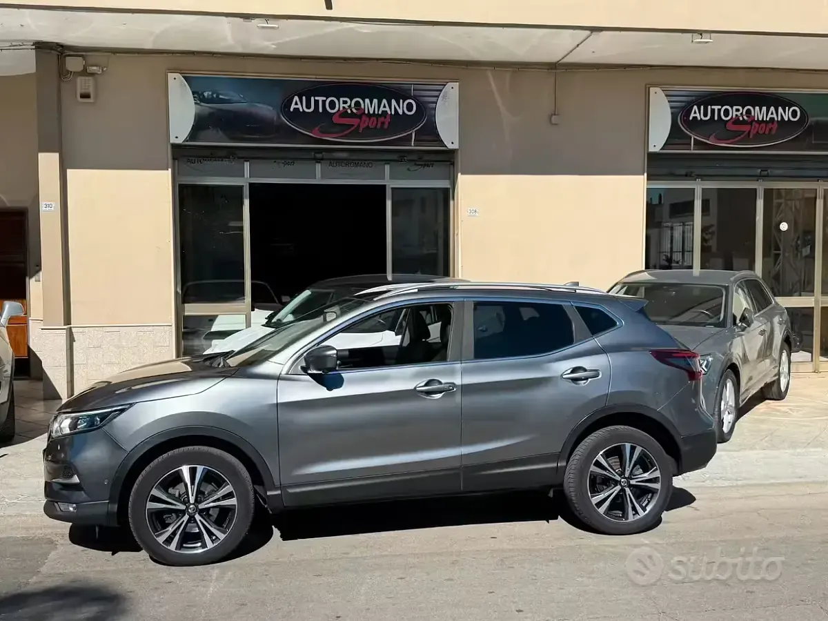 Usata Nissan Qashqai N-Connecta 116 CV (85 kW) 2021 Grigio SUV