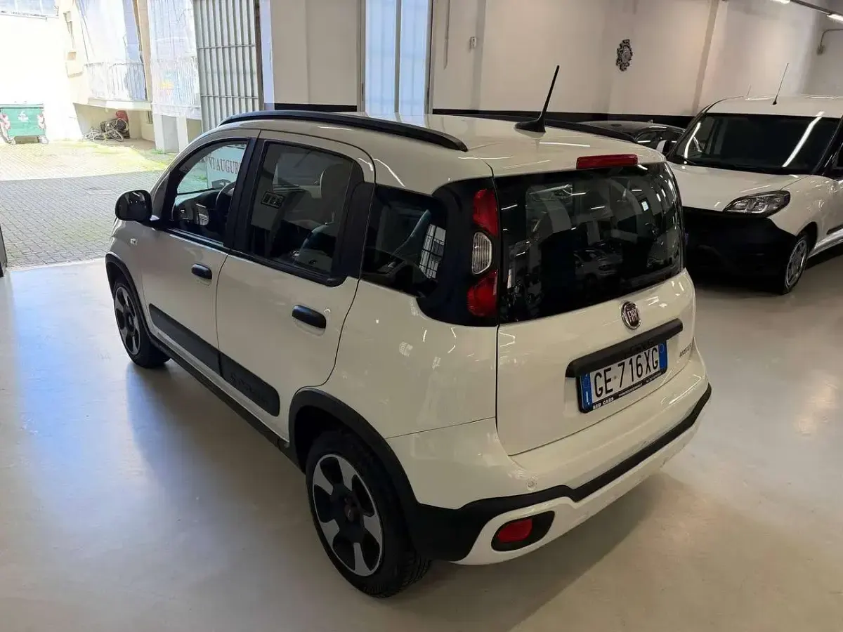 Usata Fiat Panda Cross Cross 71 CV (52 kW) 2021 Bianco Utilitaria