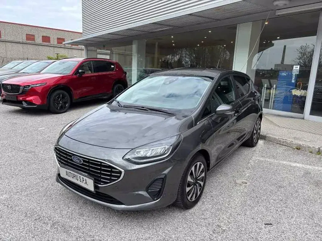 Usata Ford Fiesta Titanium 125 CV (91 kW) 2022 Magnetic grey Utilitaria