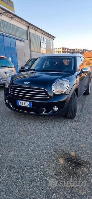 Nero Usata 2012 Mini Cooper Countryman SUV | 7900 € (Cara) - Immagine 1/4