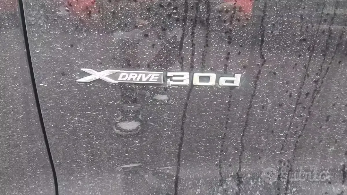 Second-hand BMW X3 258 CP (189 kW) 2012 Negru SUV
