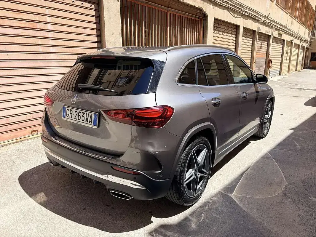 Usata Mercedes GLA200 Premium 150 CV (110 kW) 2024 SUV