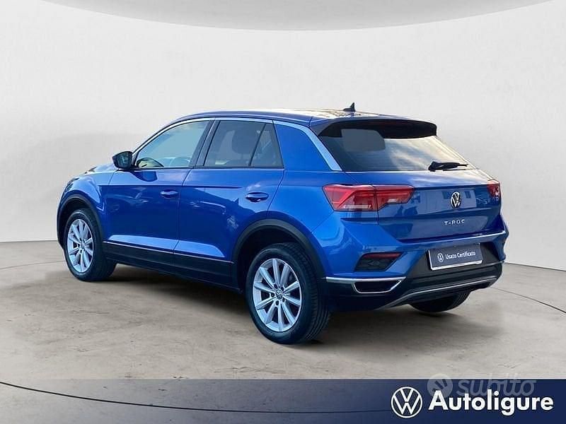 Usata VW T-Roc Business 110 CV (80 kW) 2021 Blu SUV