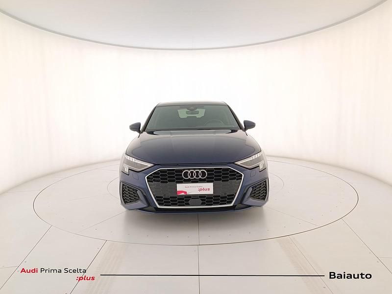 Usata Audi A3 S-Line 150 CV (110 kW) 2024 Blu Berlina