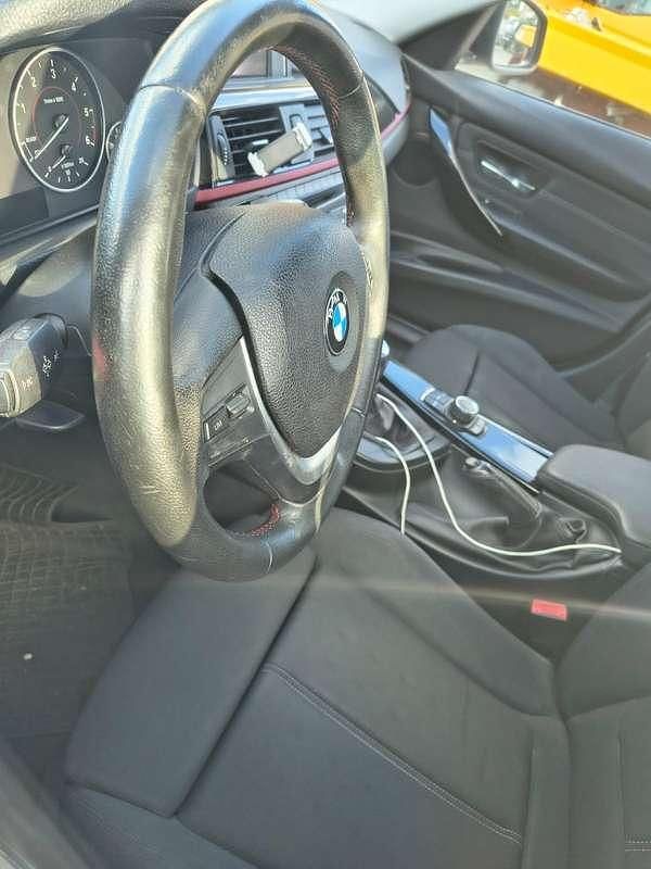 Begagnad BMW 316 Sport Line 116 HK (85 kW) 2014 Grå Kombi