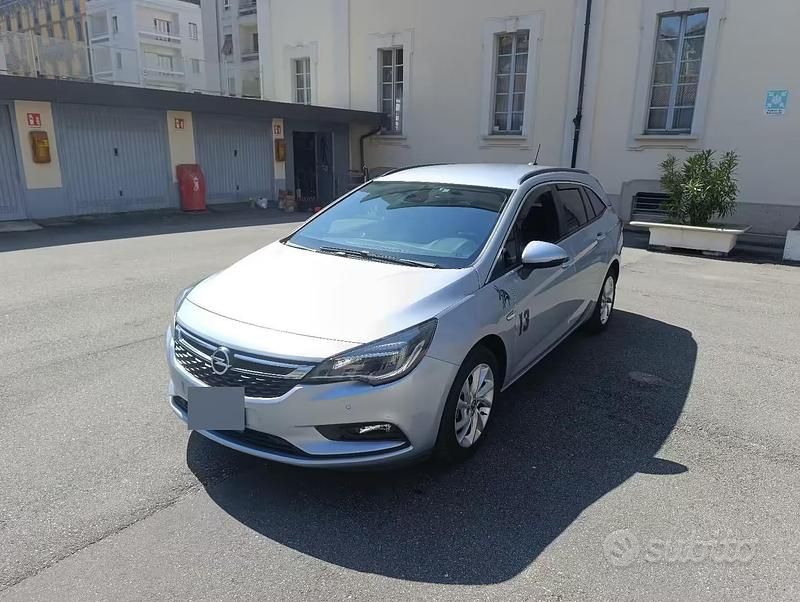 Usata Opel Astra 2019 Grigio Station wagon