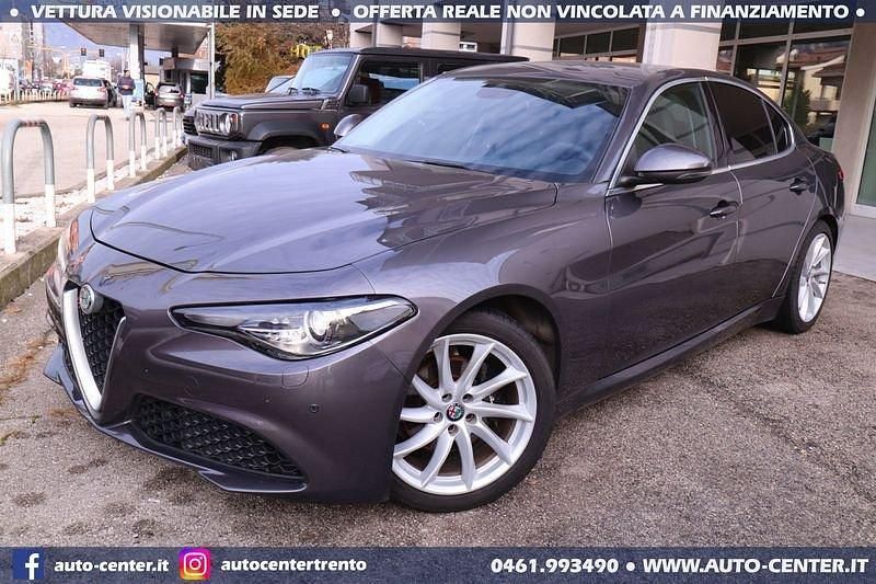 Usata Alfa Romeo Giulia Super 200 CV (147 kW) 2017 Grigio Berlina