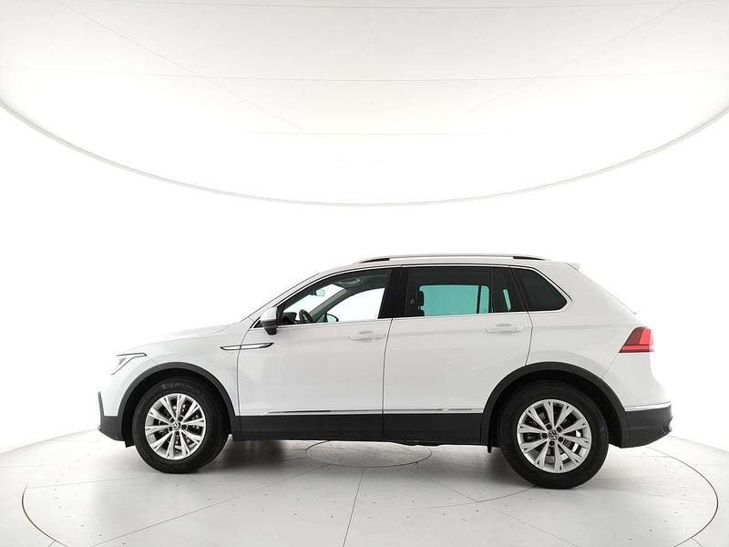 Usata VW Tiguan Life 150 CV (110 kW) 2021 0q pure white SUV