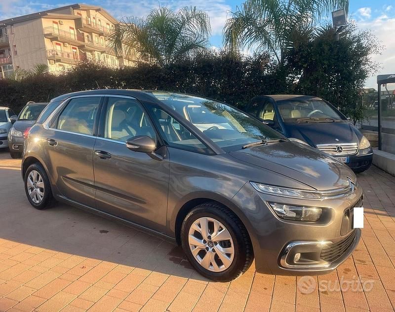 Usata Citroën C4 131 CV (96 kW) 2021 Marrone Monovolume
