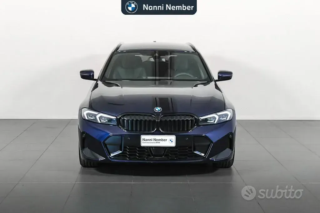 Usata BMW 320e M Sport 190 CV (139 kW) 2024 Blu Station wagon
