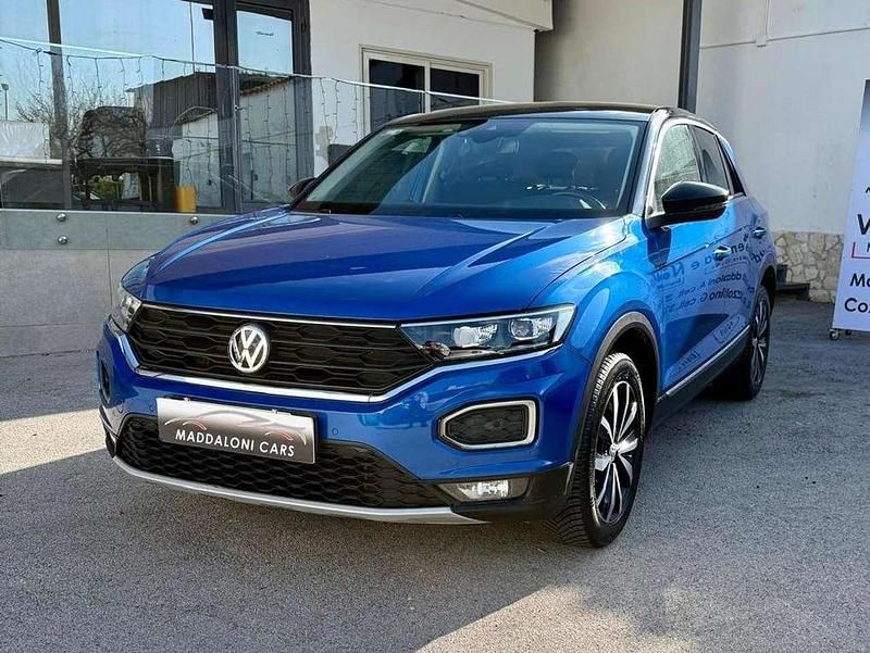 Usata VW T-Roc Style 116 CV (85 kW) 2018 Blu/azzurro SUV