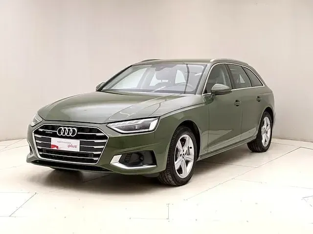 Usata Audi A4 Advanced Plus 204 CV (150 kW) 2024 Verde Station wagon