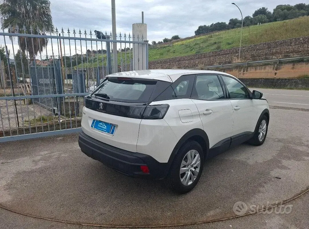 Usata Peugeot 3008 131 CV (96 kW) 2021 Bianco SUV