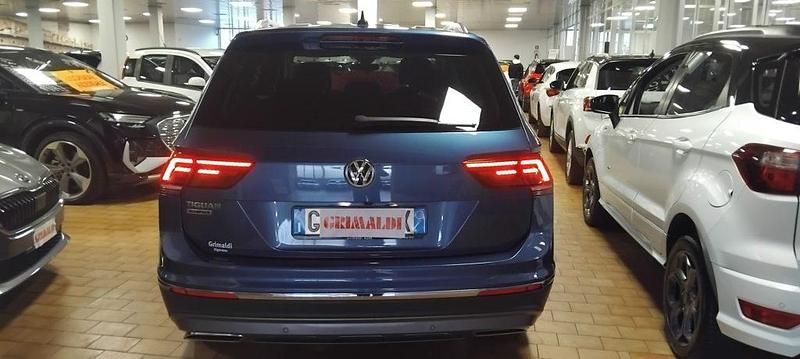 Usata VW Tiguan Allspace Advance 150 CV (110 kW) 2021 Blu silk / metallizzato SUV