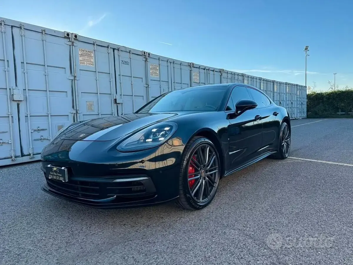 Usata Porsche Panamera 422 CV (310 kW) 2017 Nero Berlina