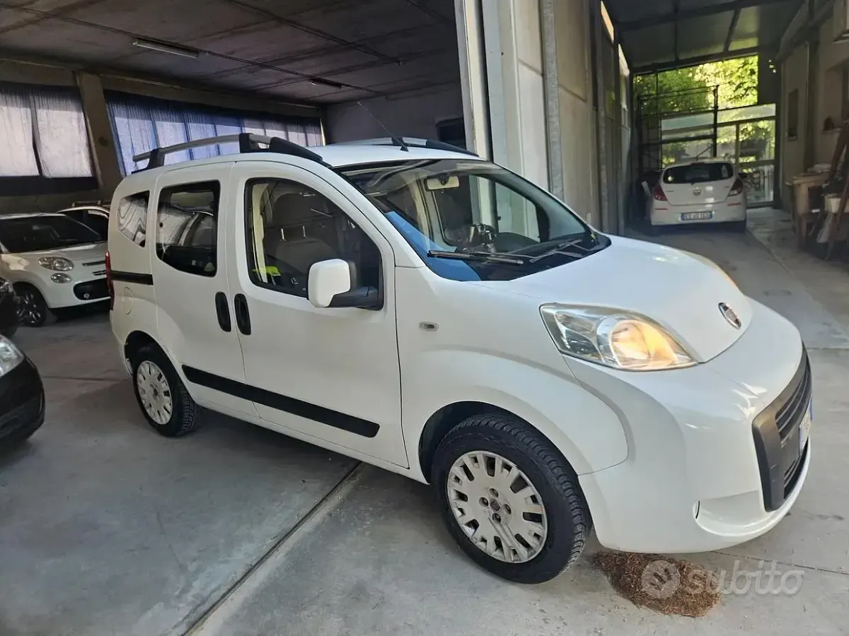 Usata Fiat Qubo Active 70 CV (51 kW) 2013 Bianco Monovolume