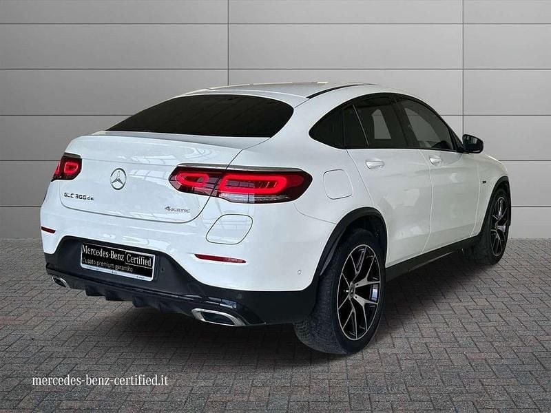 Usata Mercedes GLC300e Premium 194 CV (142 kW) 2021 Bianco Coupé
