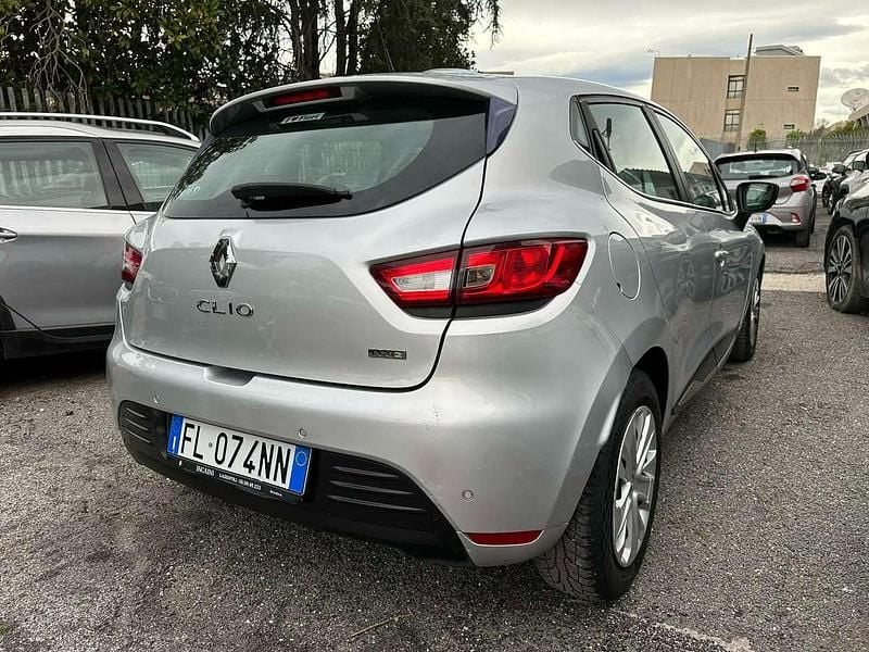 Usata Renault Clio IV 90 CV (66 kW) 2017 Argento Utilitaria