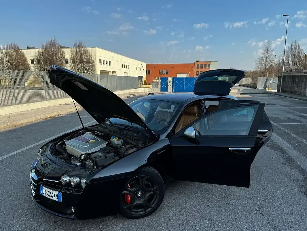Usata Alfa Romeo 159 Progression 200 CV (147 kW) 2009 Nero Station wagon