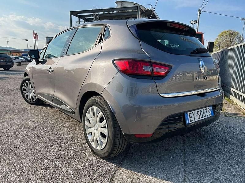 Usata Renault Clio IV 75 CV (55 kW) 2015 Grigio Berlina